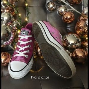 Women’s size 6 Purple Haze suede Converse